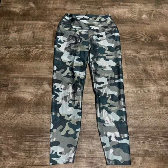 Carbon Camo Print High Waist Leggings Size Medium - Picture 1 of 8